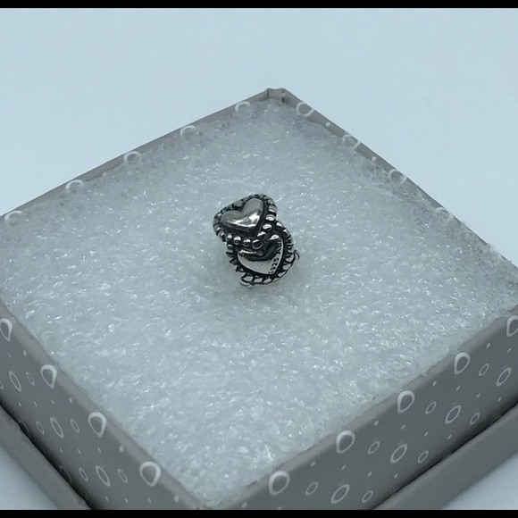 Pandora , “Dotted Heart “Silver Charm  #790448 A76-8 - Picture 4 of 4